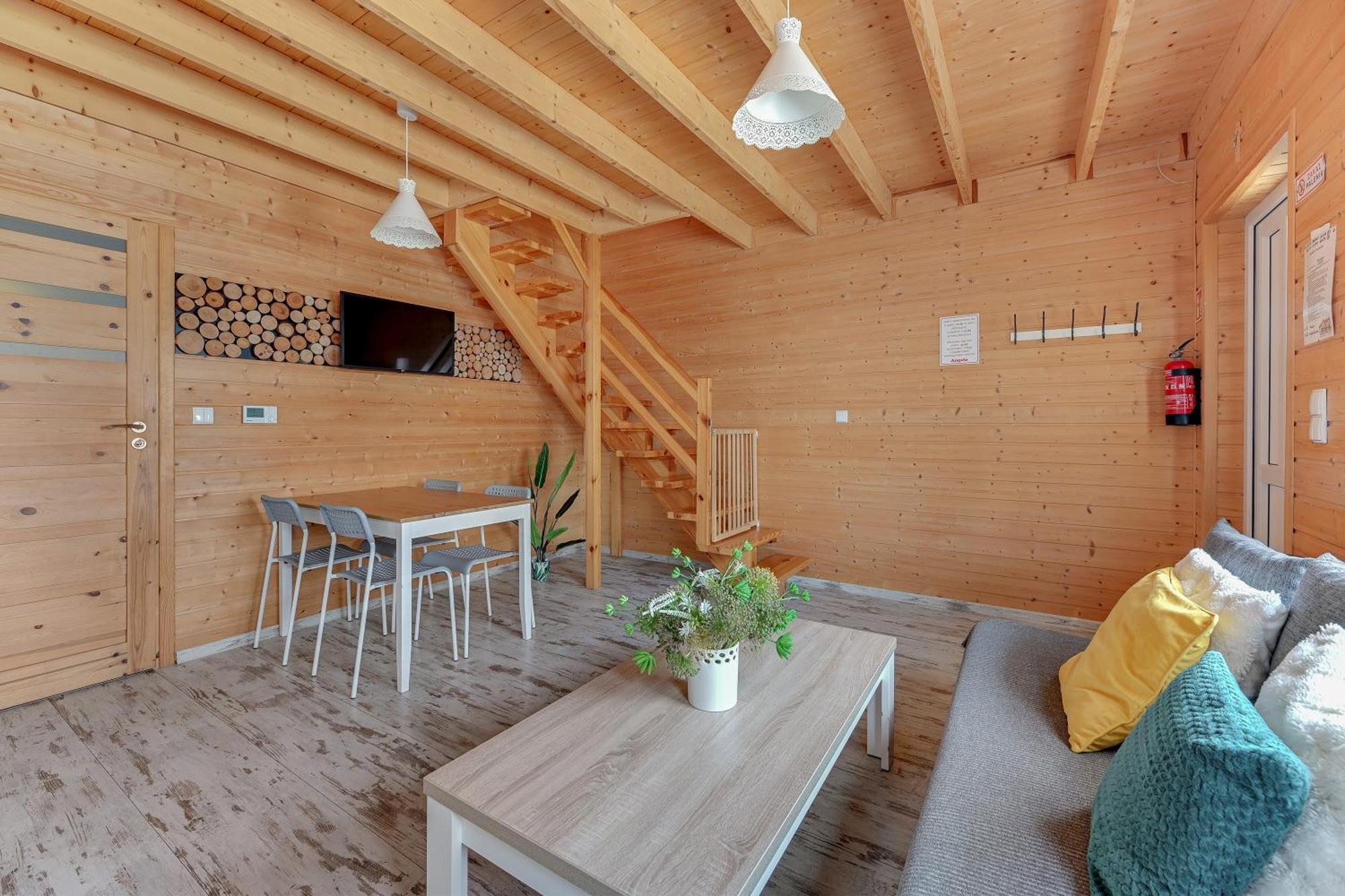 Domki I Pokoje Angelo Z Sauna I Jacuzzi- Карвиа Екстериор снимка